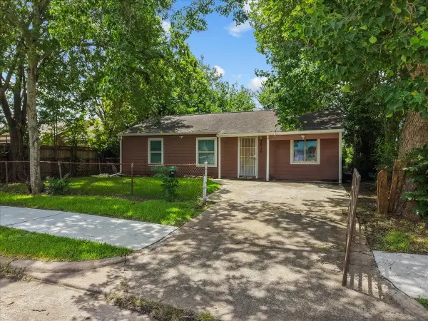 3010 Fern Street, Pasadena, TX 77503