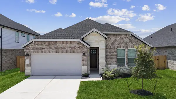 13903 Bay Crest Drive, Dickinson, TX 77539