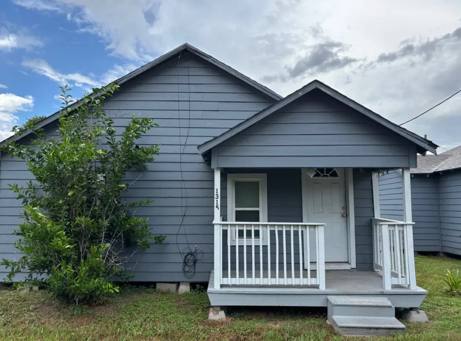 1315-1319 Austin Street, Bay City, TX 77414 - Image #2