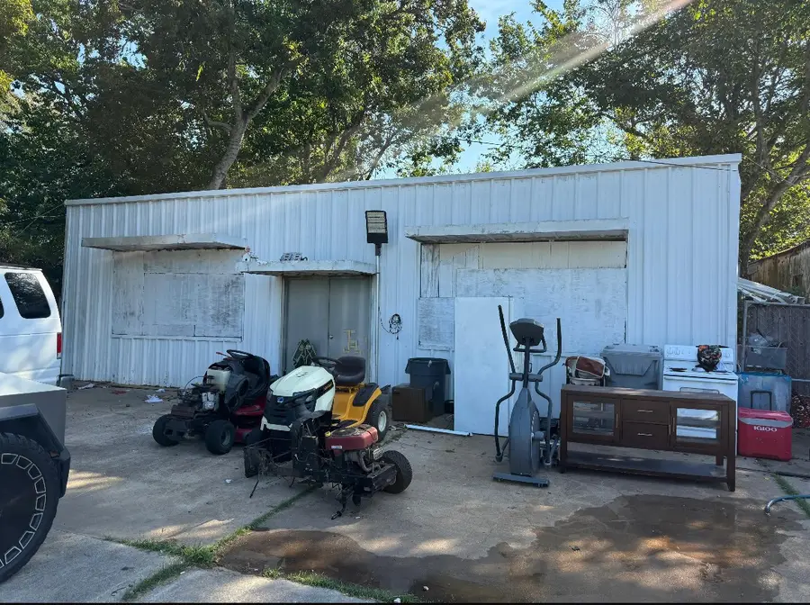 1725 S Broadways, La Porte, TX 77571 - Image #3