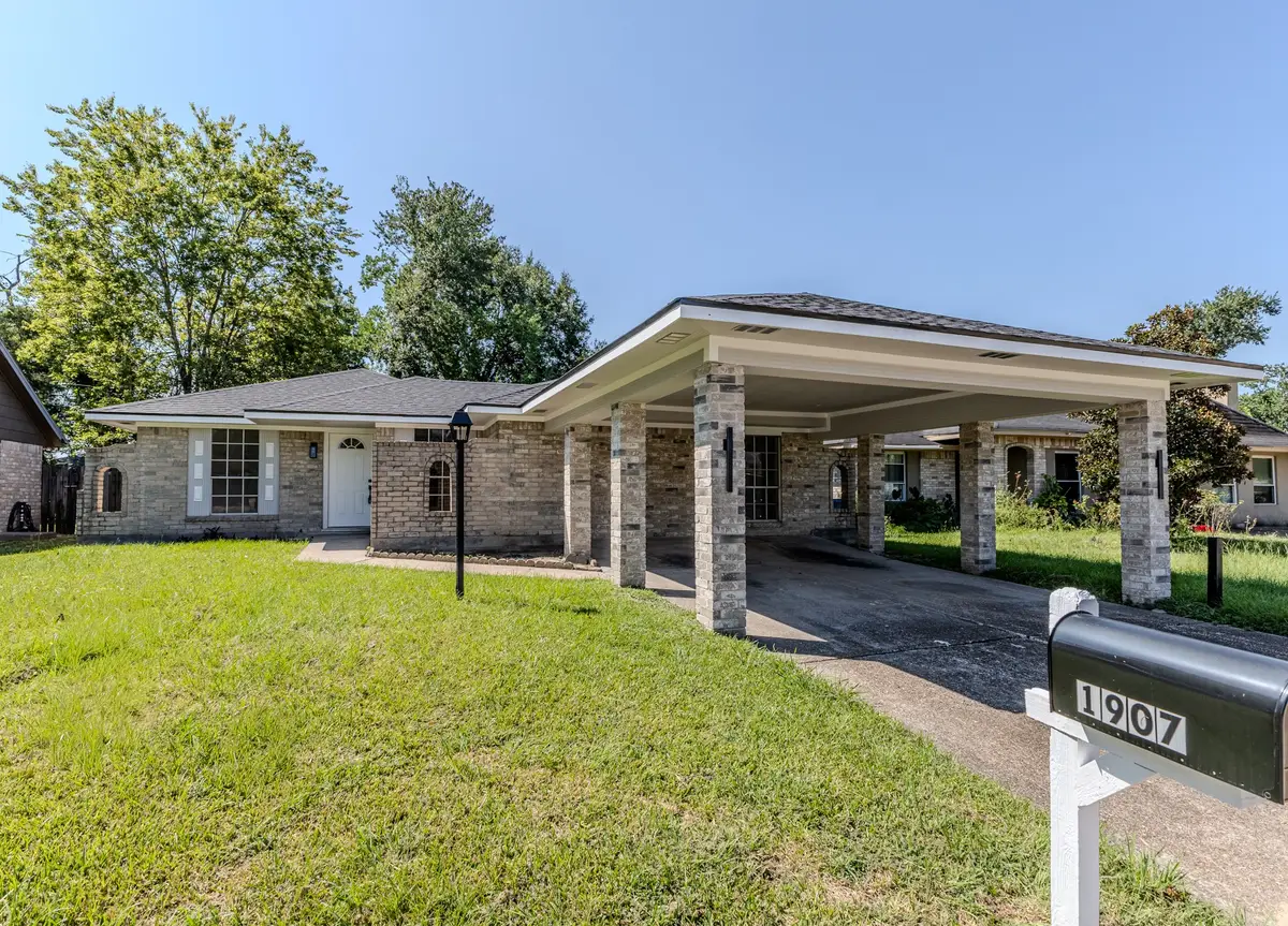 1907 Bunzel Street, Houston, TX 77088 - Image #1