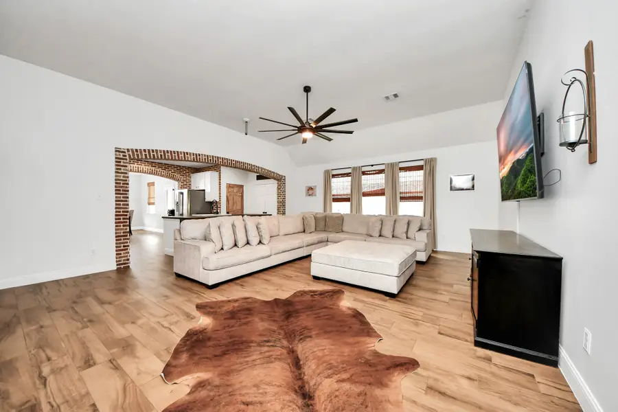 10018 Lynnwood Drive, Baytown, TX 77521 - #3