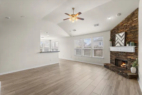 9619 Brackenton Crest Drive, Spring, TX 77379