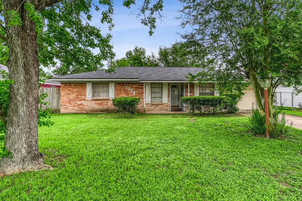 1323 W Donovan Street, Houston, TX 77091