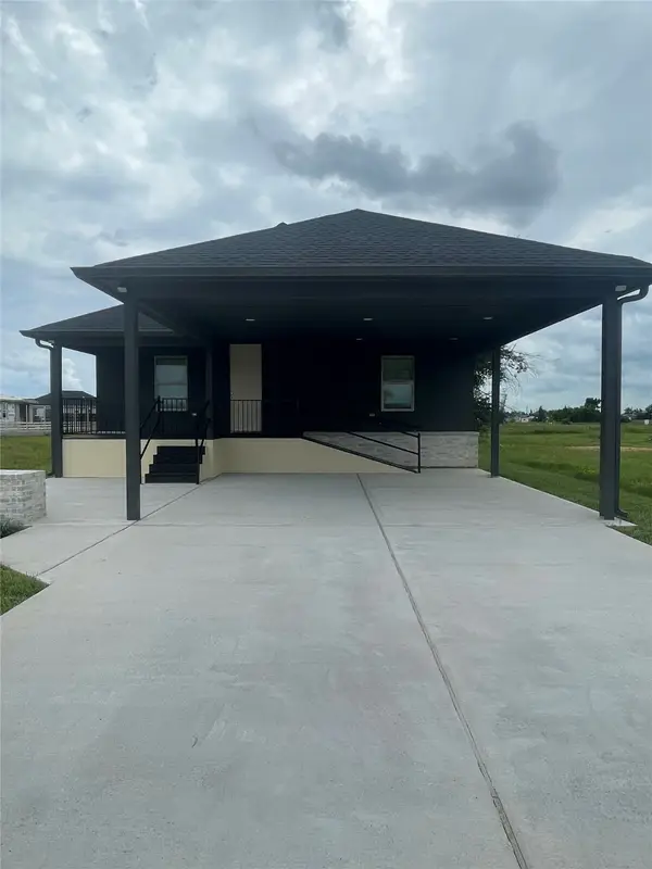 1089 Road 5709, Cleveland, TX 77327