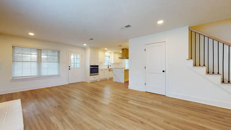 8109 Woodfern Court, Port Arthur, TX 77642 - Image #3