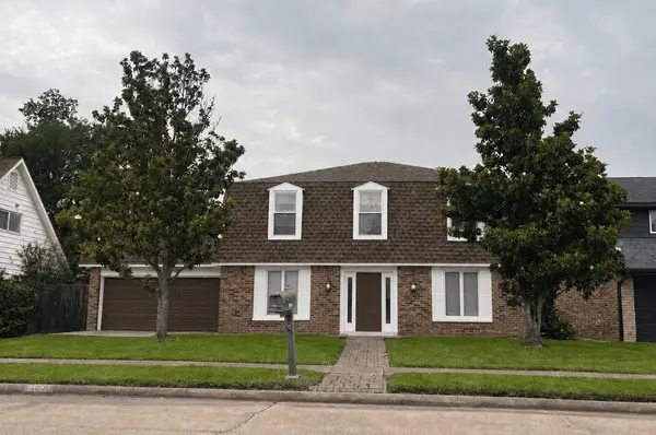 11730 Dorrance Lane, Meadows Place, TX 77477