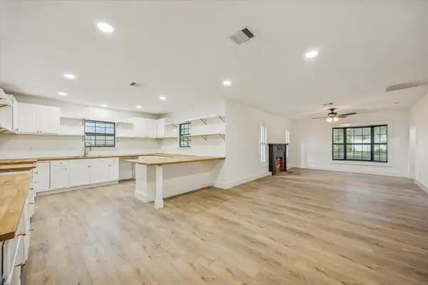 1714 Hawthorne Street, La Marque, TX 77568