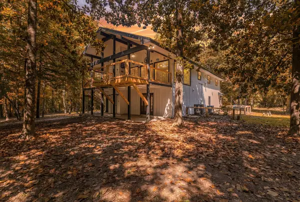 600 Ironwood Lane, Village Mills, TX 77663