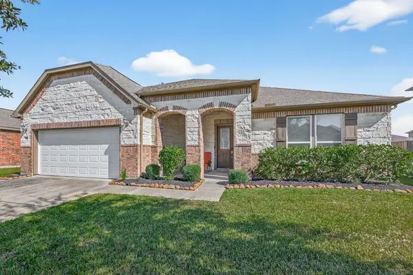 3509 Pentland Downs Street, Pearland, TX 77584