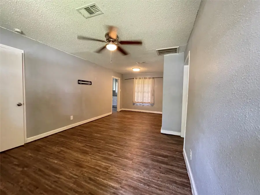 5213 Anzio Road, Houston, TX 77033 - #3