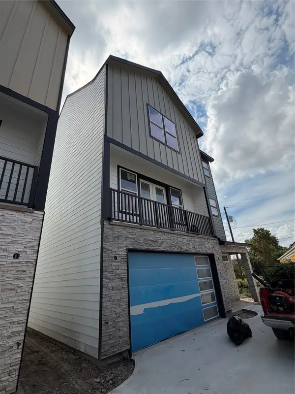 2707 Berry Street, Houston, TX 77004