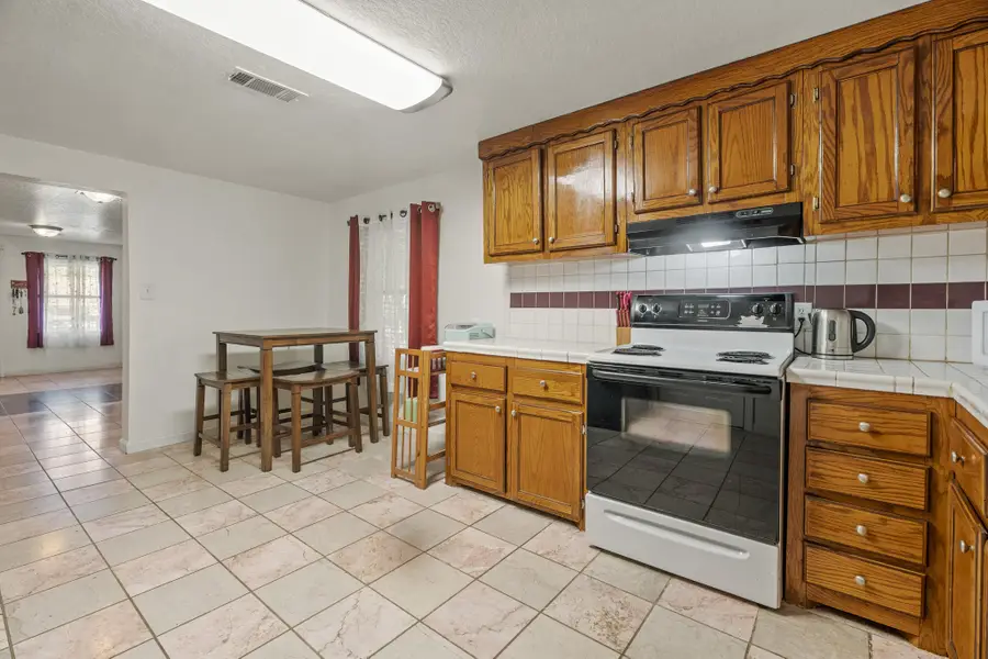 4514 E 24th E Street, Dickinson, TX 77539 - #3