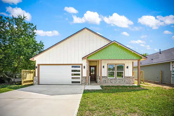 909 Santa Anna Lane, La Porte, TX 77571