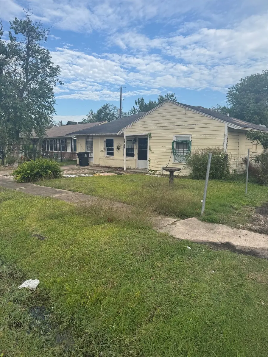 5417 Doulton Drive, Houston, TX 77033 - #3