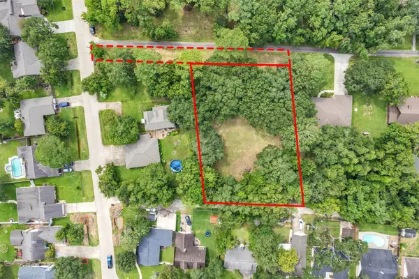 3147 Hughes Road, Dickinson, TX 77539