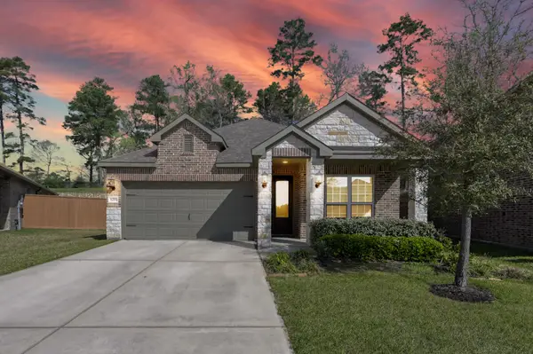 6294 Wedgewood Hills Drive, Conroe, TX 77304