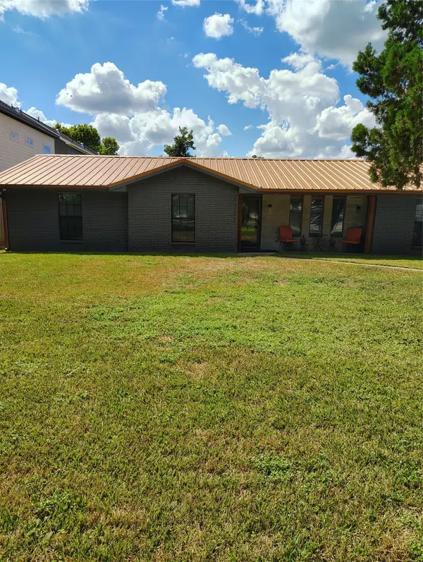 7223 Sandra Street, Houston, TX 77028