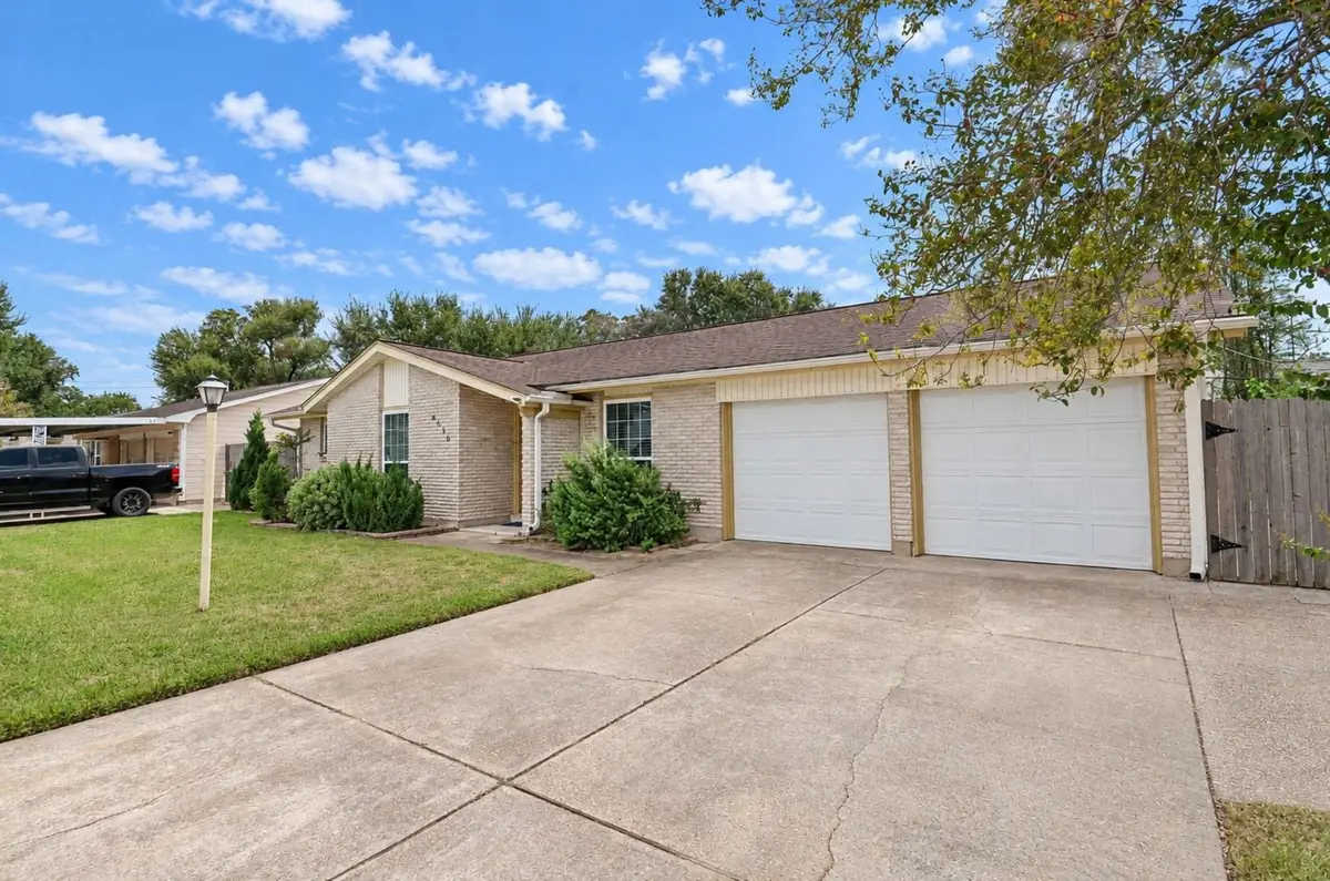 5515 Saxon Drive, Houston, TX 77092 - #1