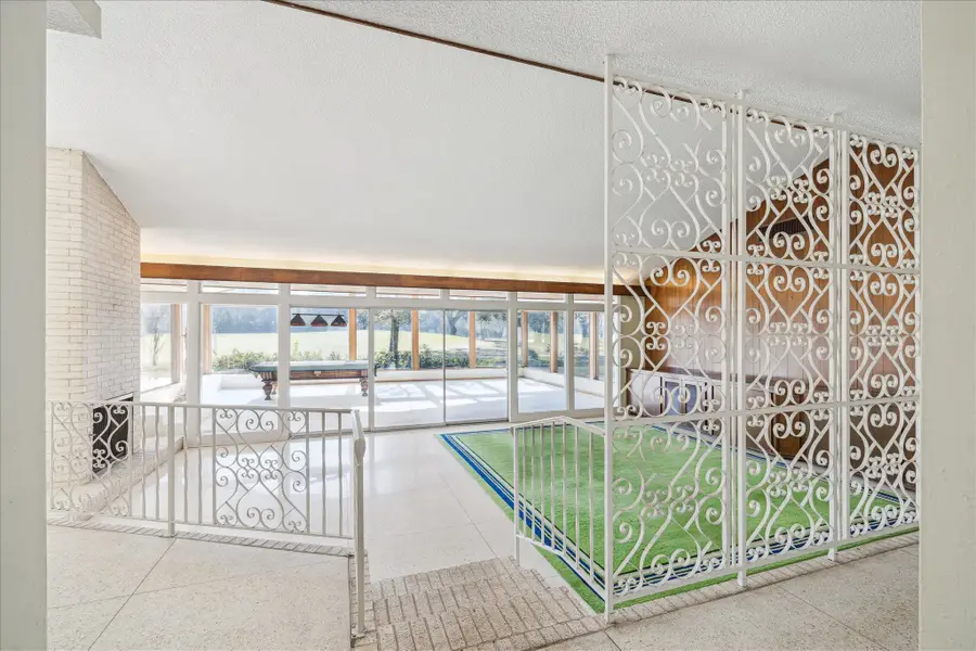 6203 Bermuda Dunes Drive, Houston, TX 77069 - Image #2