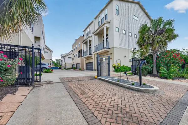 2611 Riverside Drive #C, Houston, TX 77004