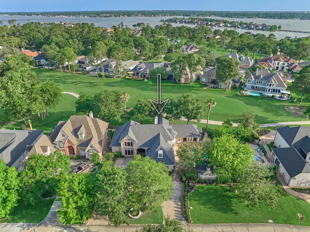 609 Edgewood Drive, Montgomery, TX 77356 - #1