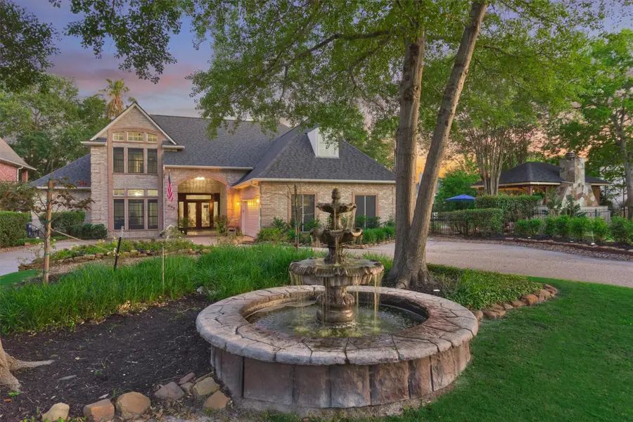 609 Edgewood Drive, Montgomery, TX 77356 - #2