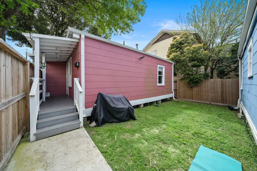 609 Sealy Avenue, Galveston, TX 77550 - #3