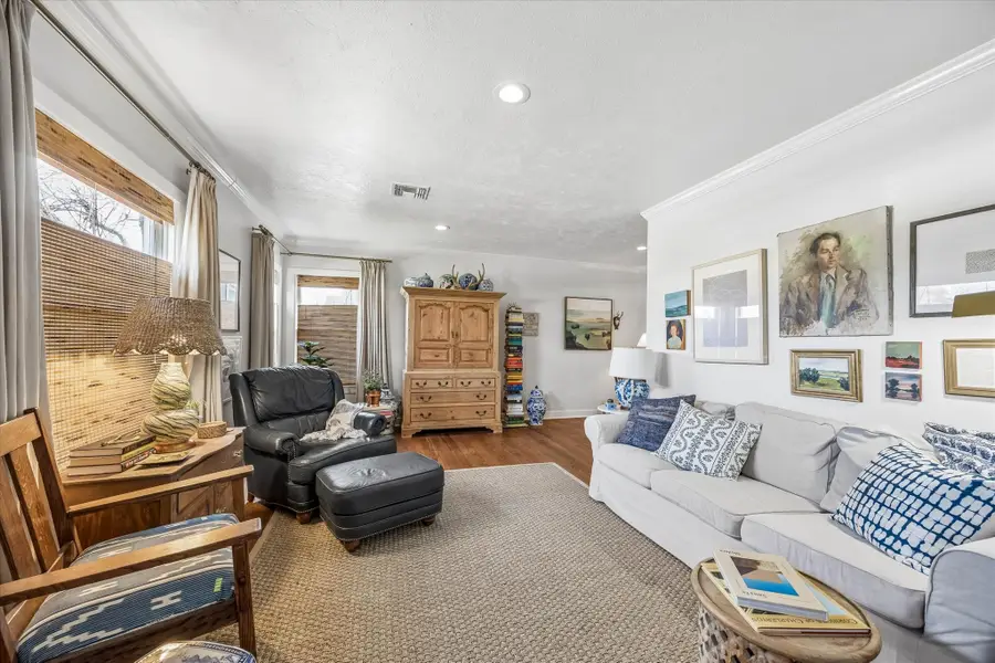 506 E Sixth Street, Brenham, TX 77833 - #2