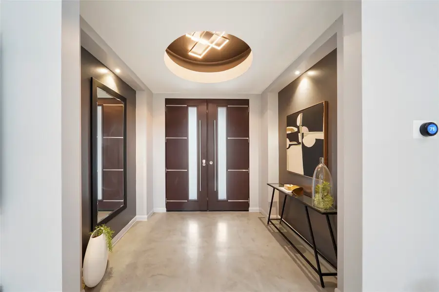 18658 Martinique Drive, Houston, TX 77058 - Image #3