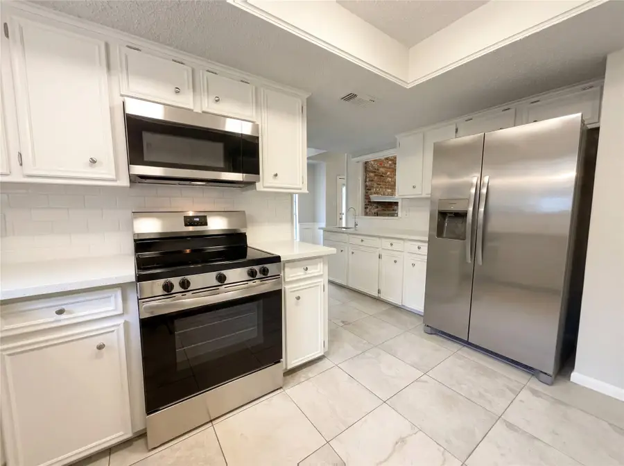 9314 Oxted Lane, Spring, TX 77379 - Image #2