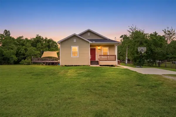 188 County Road 480, Dayton, TX 77535