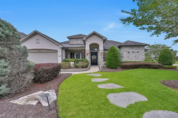 1821 Avery Lane, Friendswood, TX 77546