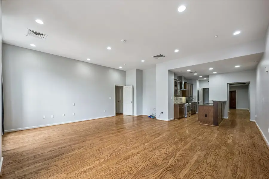 914 Main Street #910, Houston, TX 77002 - #2