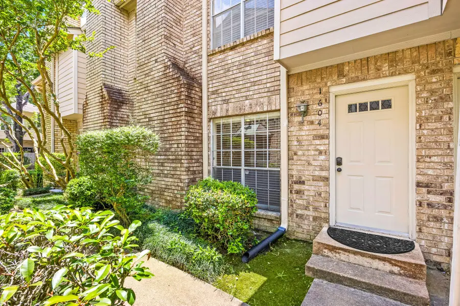 7575 Cambridge Street #1604, Houston, TX 77054 - Image #2