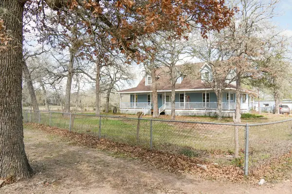 4731 Krischke Road, Schulenburg, TX 78956