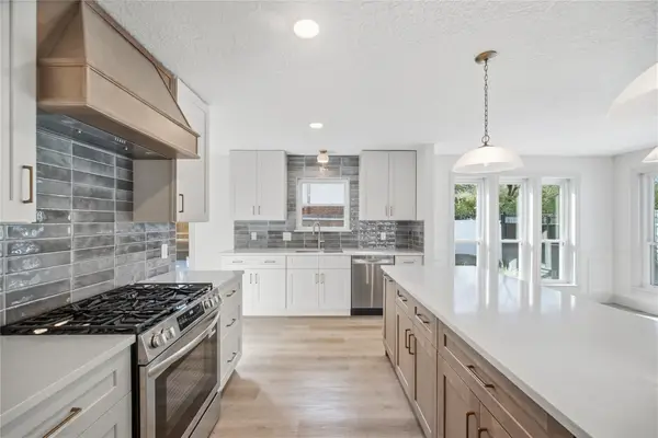 11303 Olympia Drive, Houston, TX 77077