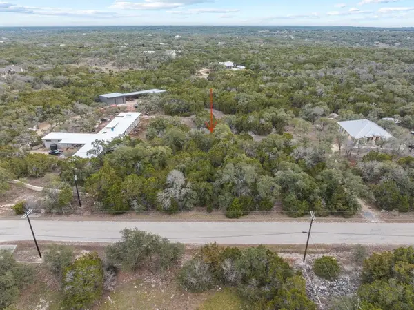578 Falconwood Drive, San Marcos, TX 78666