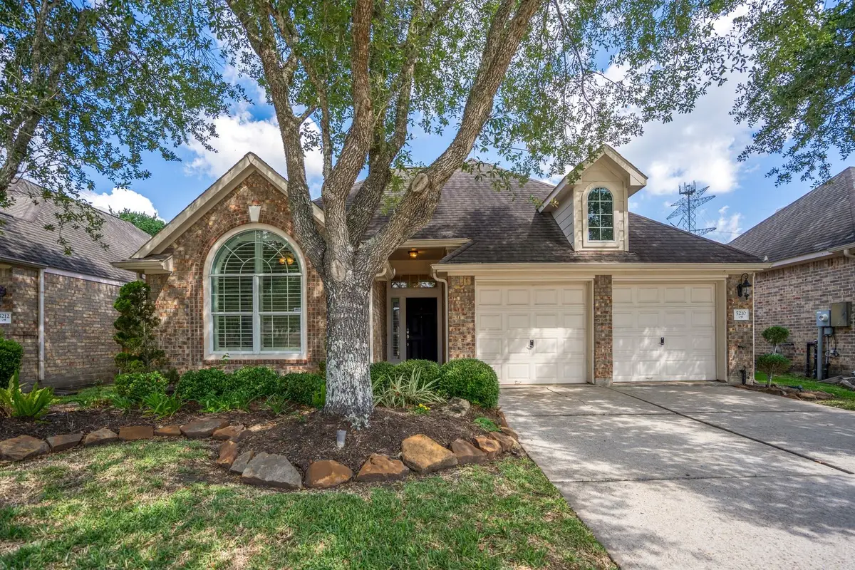 5210 Cottonwood Creek Lane, League City, TX 77573 - #1