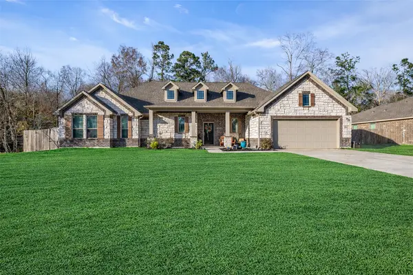 446 Road 66111, Dayton, TX 77535