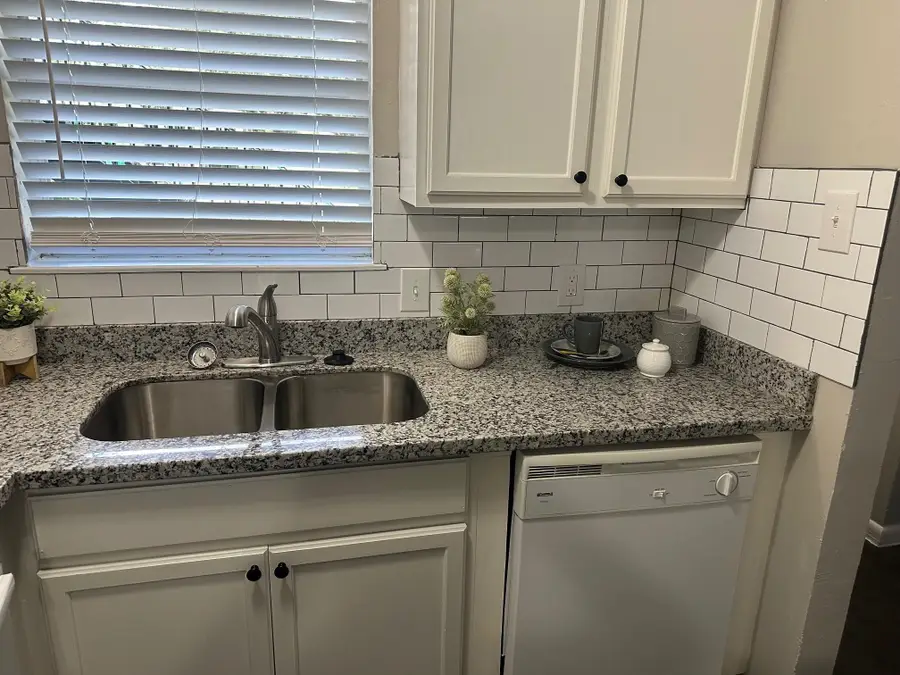1101 E Main Street, League City, TX 77573 - #3