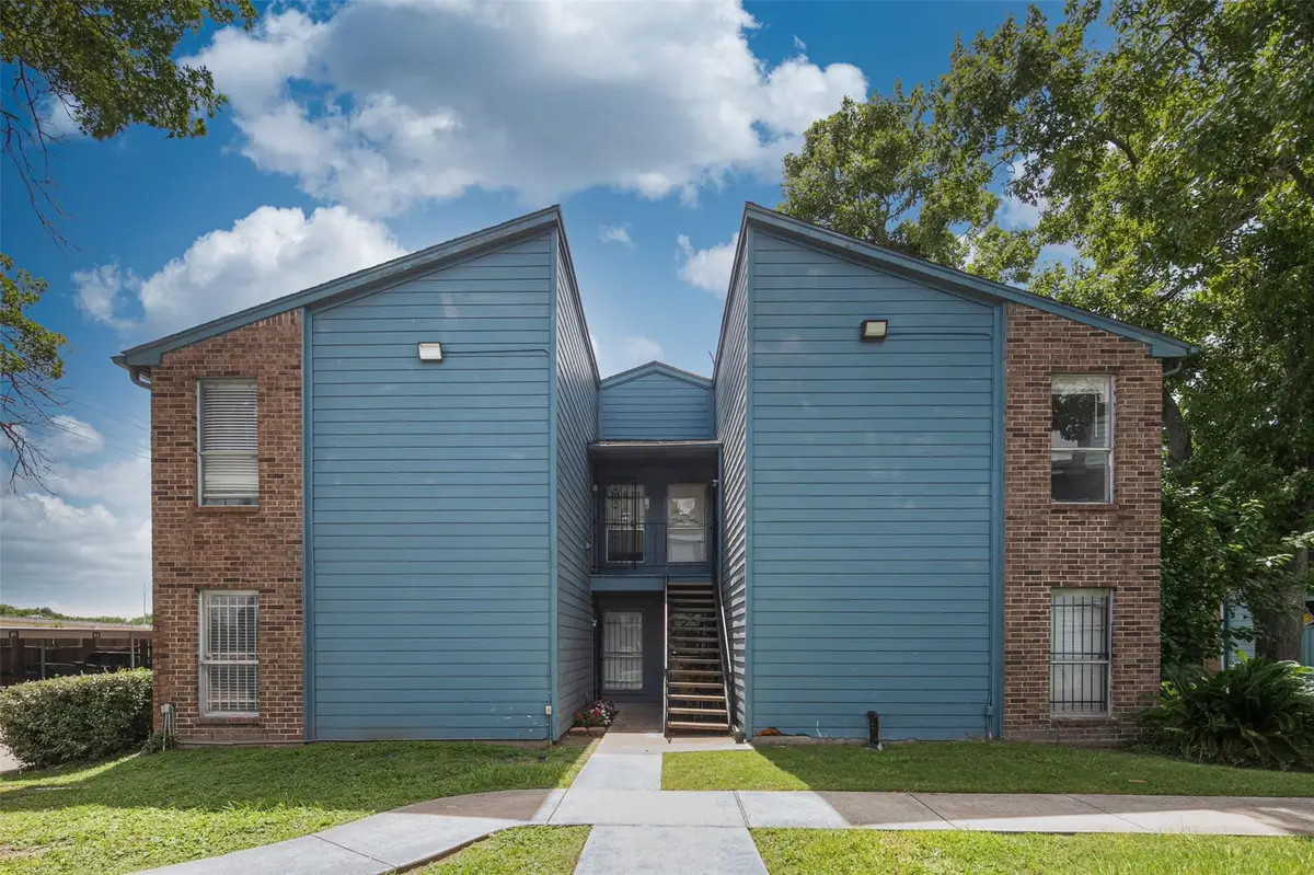 10001 Westpark Drive #75, Houston, TX 77042 - Image #1