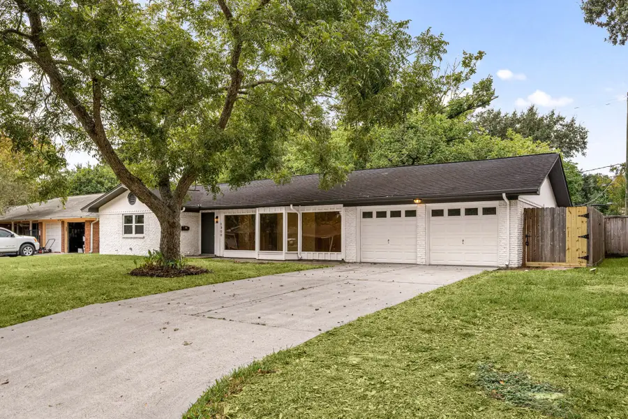 1900 Amy Drive, Baytown, TX 77520 - #2