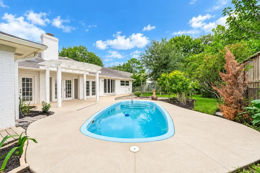 109 Dorado Drive, Friendswood, TX 77546 - #2