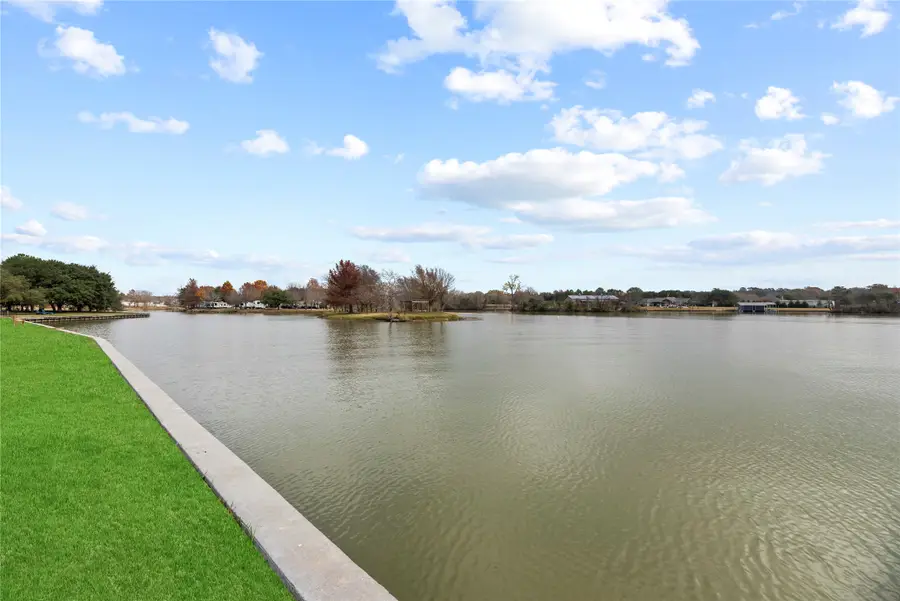 13194 Clear View Drive, Willis, TX 77318 - Image #3