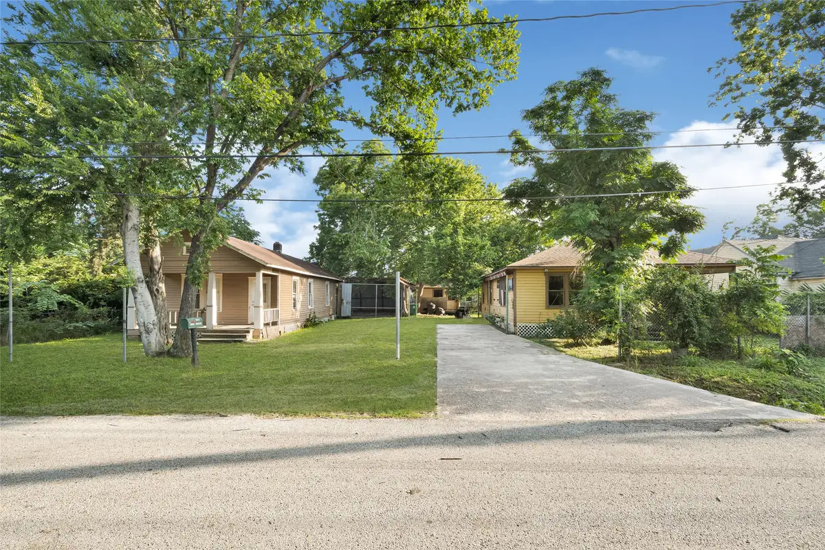000 Tremper, Houston, TX 77020 - #1