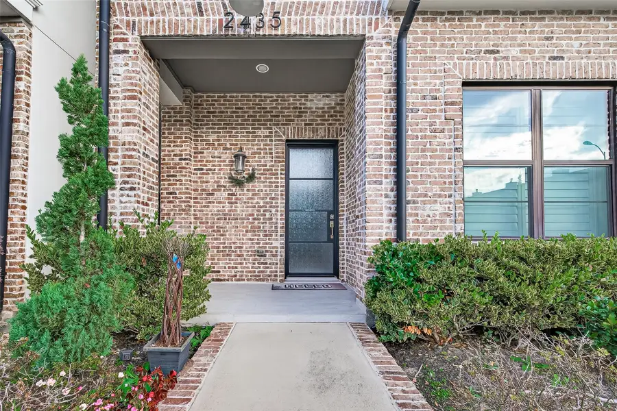 2435 Prairie Hollow Lane, Houston, TX 77077 - Image #3