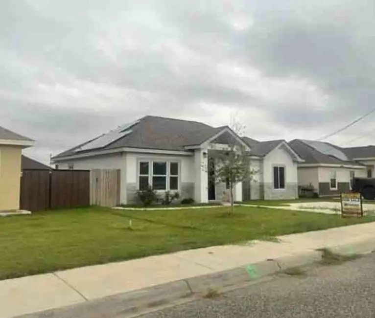 3051 Samuel Drive, Eagle Pass, TX 78852 - #2