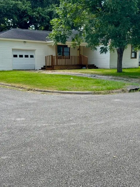 1110 Jarrett Street, Liberty, TX 77575 - #2
