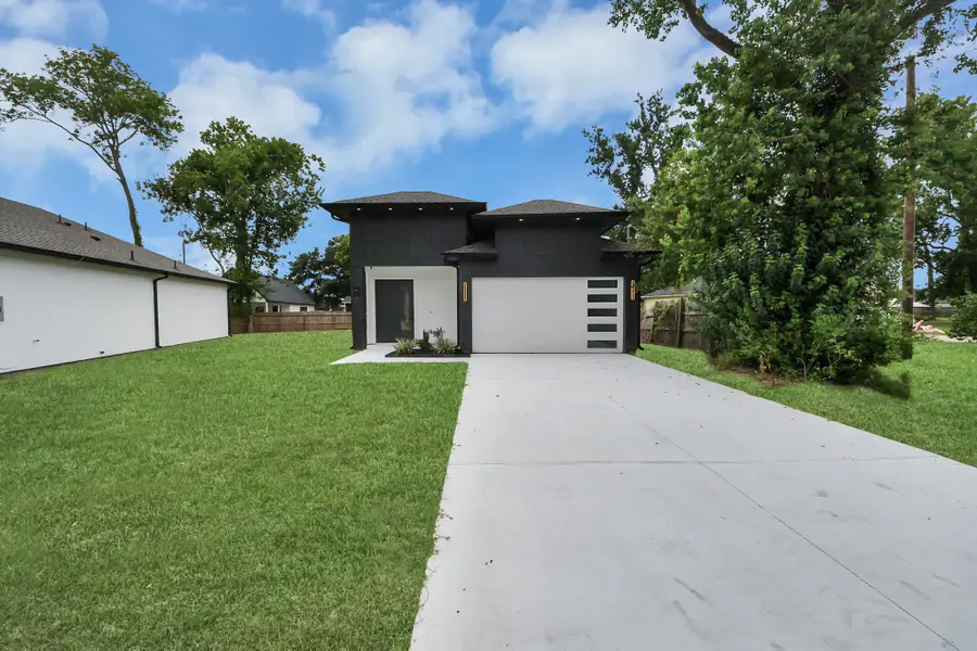1904 Bell Street, Dayton, TX 77535 - #3